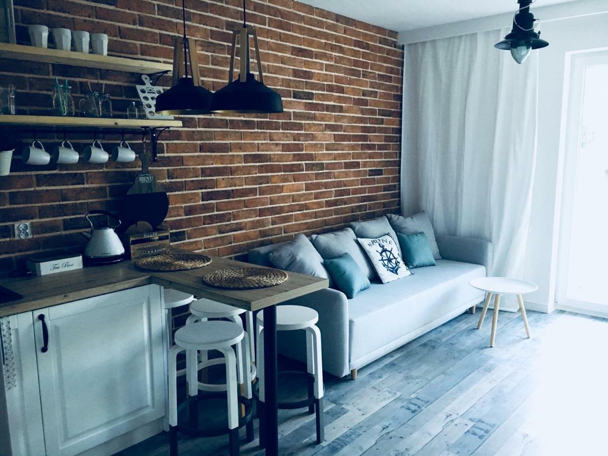 Sea Loft Apartment Дзивновек Екстериор снимка