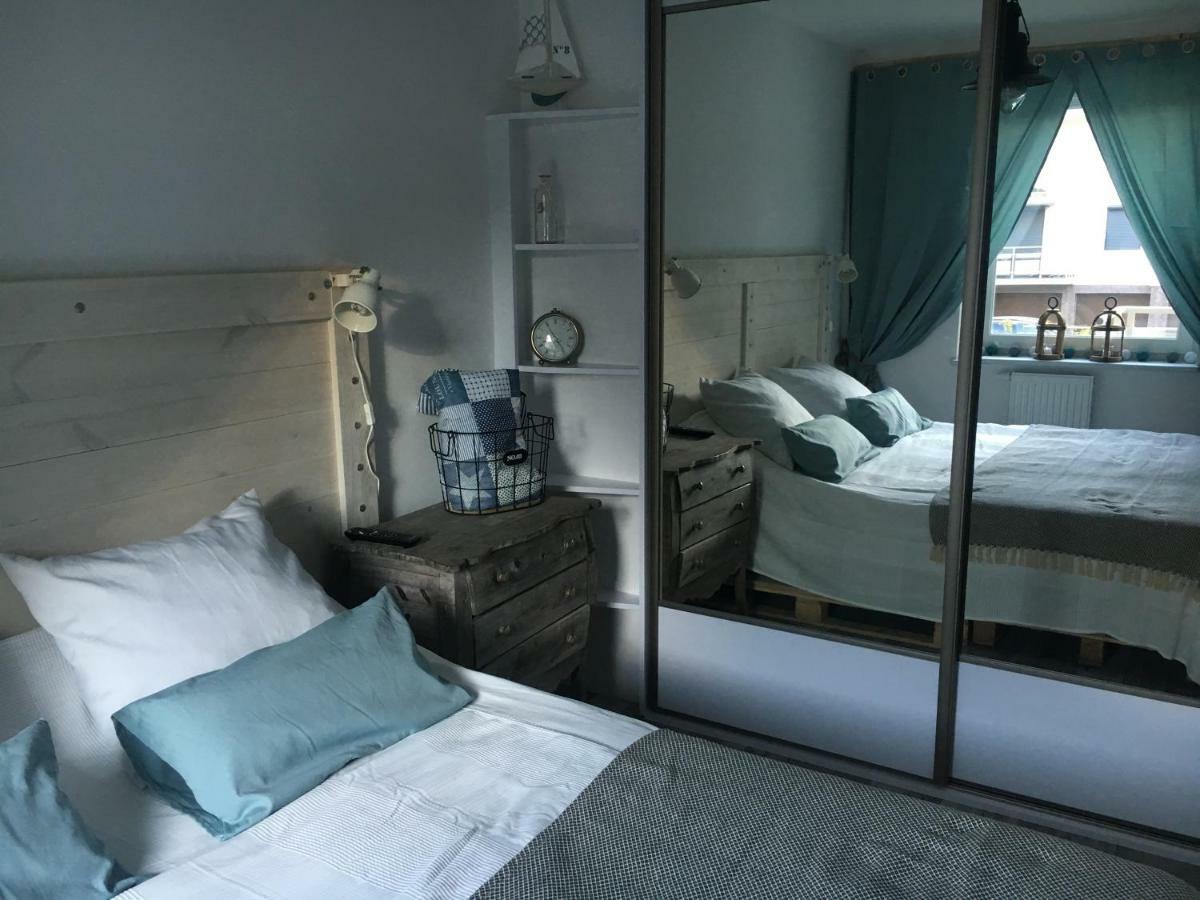Sea Loft Apartment Дзивновек Екстериор снимка
